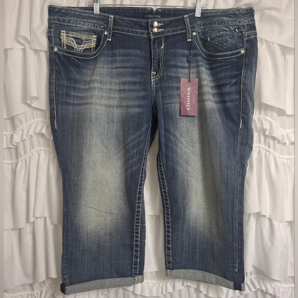 NWT Vigoss The Chelsea Denim Capris  24